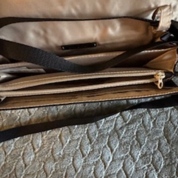 Lululemon Black Crossbody – Like New - Picture 3 of 4